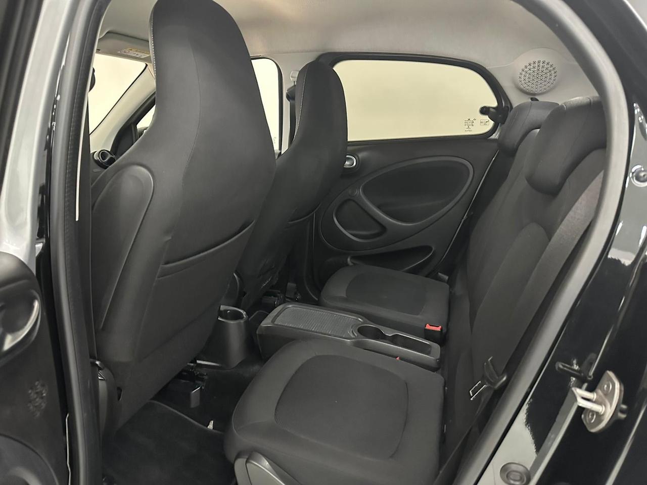 SMART FORFOUR PASSION NAVIGATORE/SENSORI/PACCHETTO LUCI