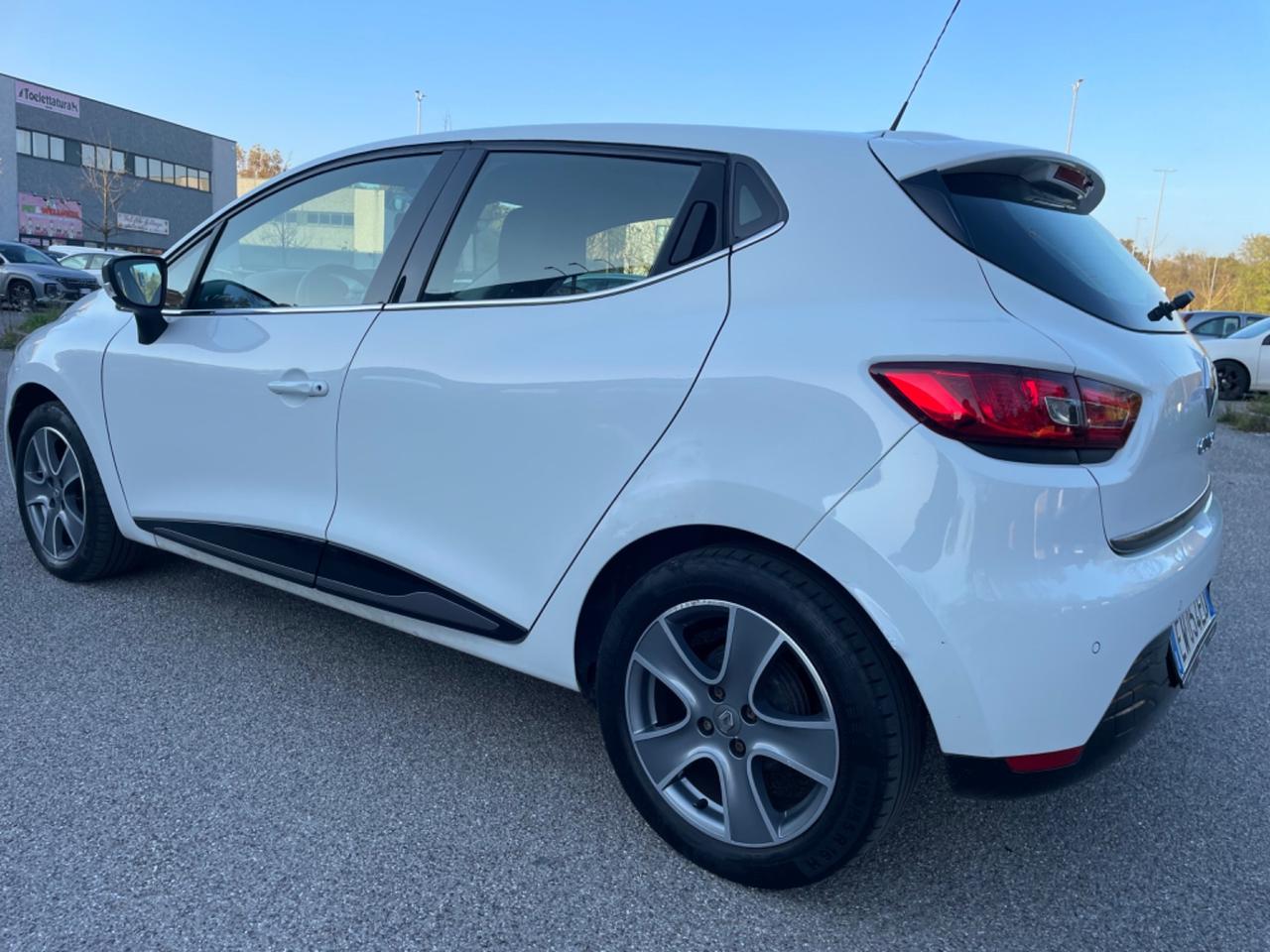 Renault Clio Sporter 0.9 TCe 12V 90CV*Navi*Retrocamera*