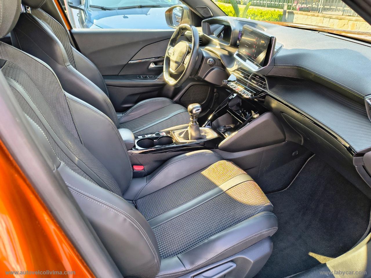 PEUGEOT 2008 BlueHDi 110 S&S GT