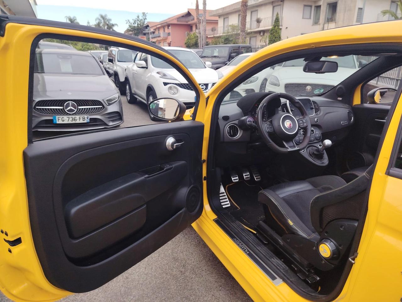 Abarth 595 C 1.4 Turbo T-Jet 180 CV Competizione