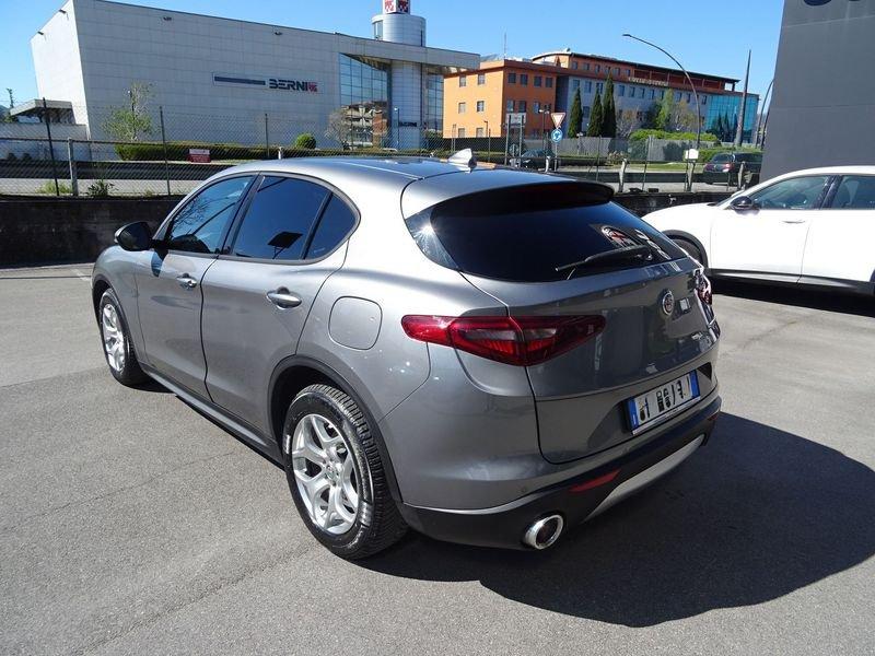 Alfa Romeo Stelvio 2.2 Turbo Diesel 160CV Business AT8 RWD