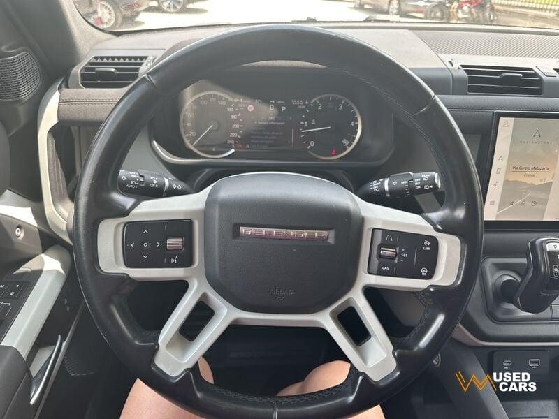 Land Rover Defender 110 3.0D I6 200 CV AWD Auto SE
