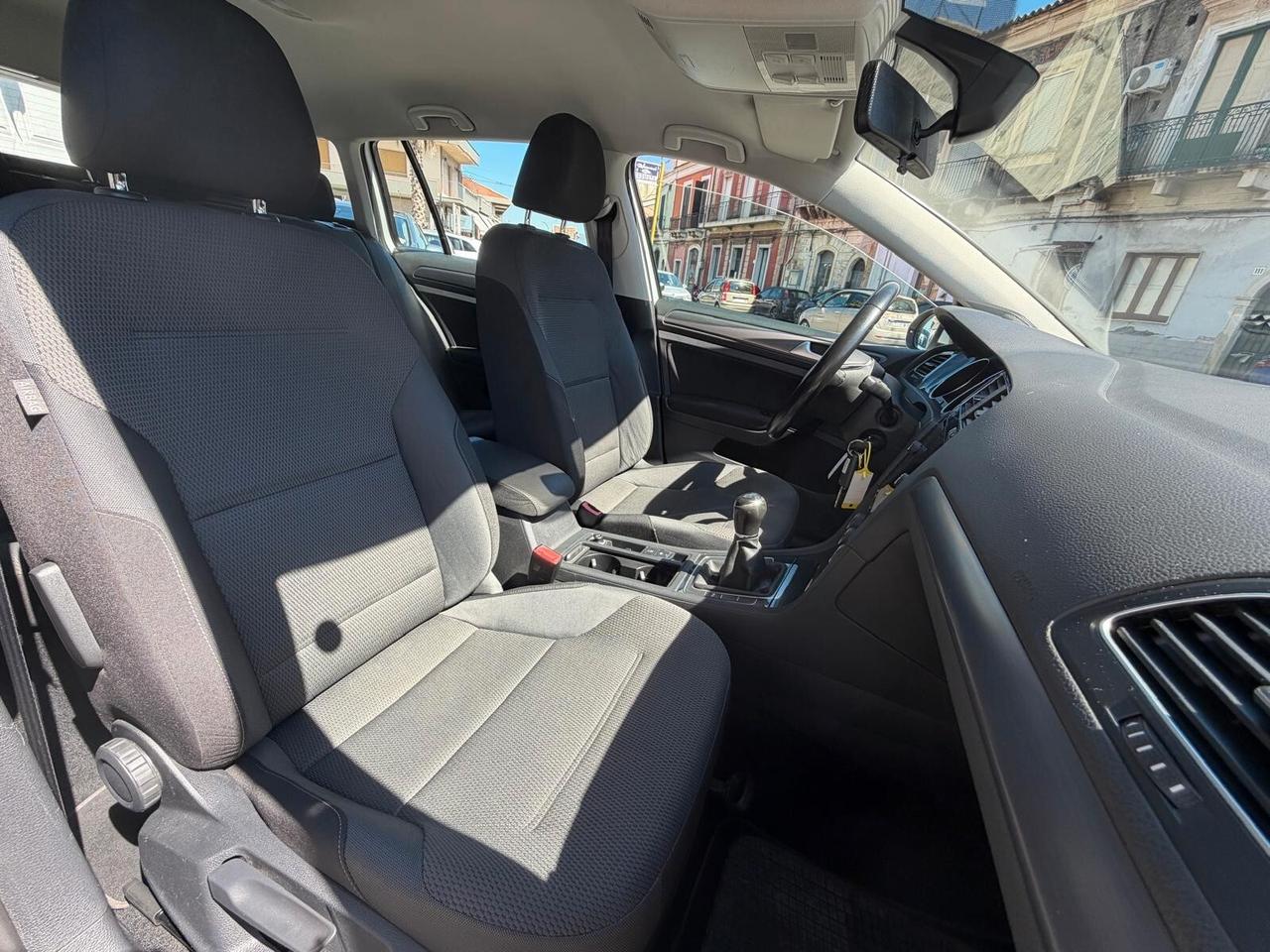 Volkswagen Golf Variant 1.6 TDI 115 CV Business BlueMotion Technology