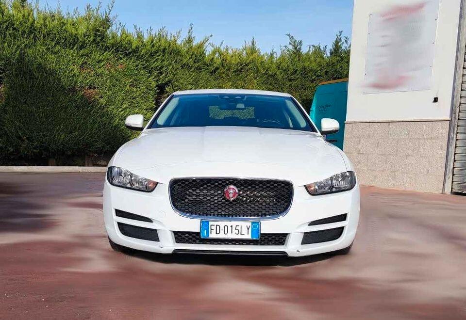 Jaguar XE 2.0 D Turbo Prestige