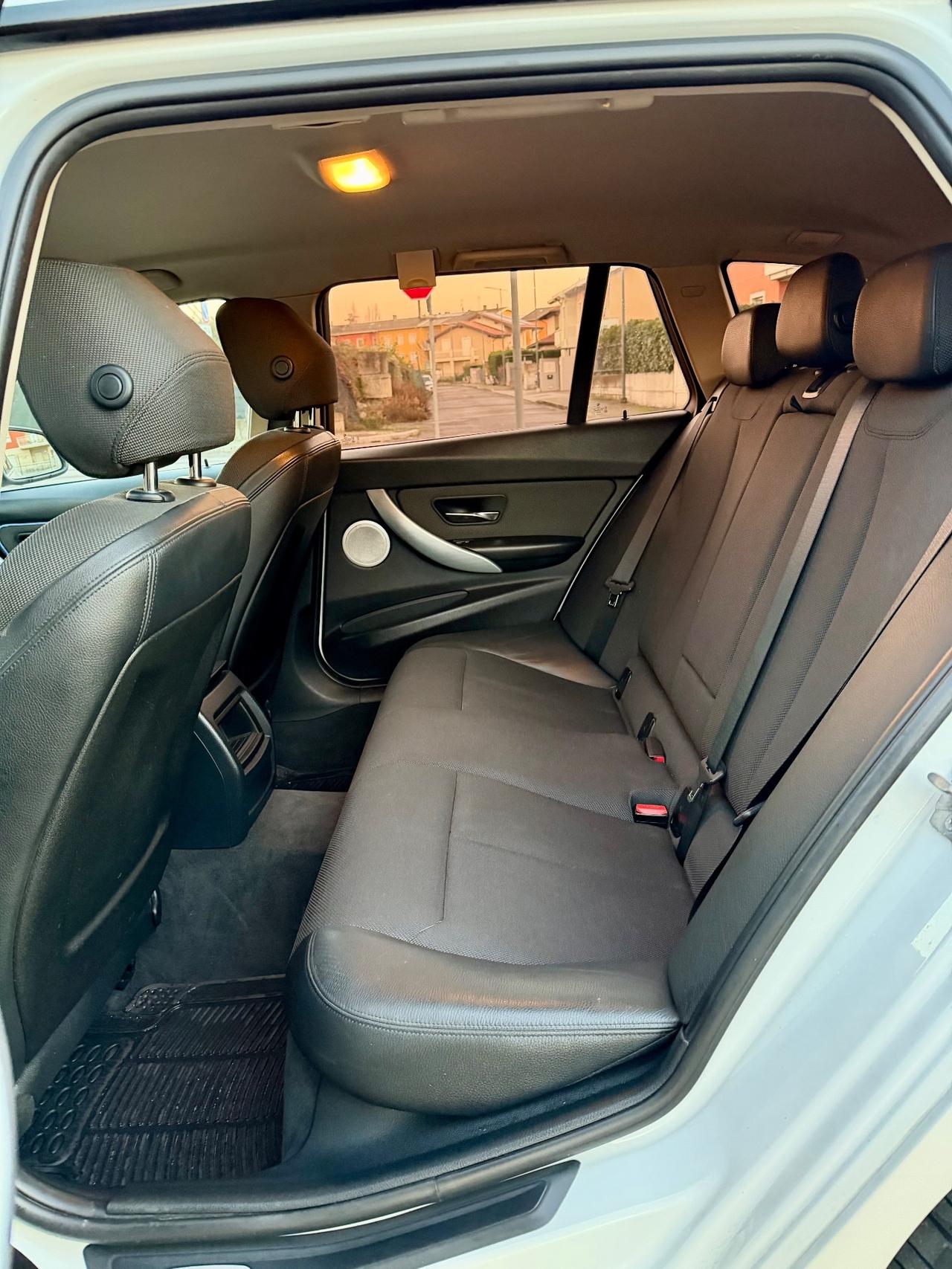 Bmw 318 318d Touring Msport