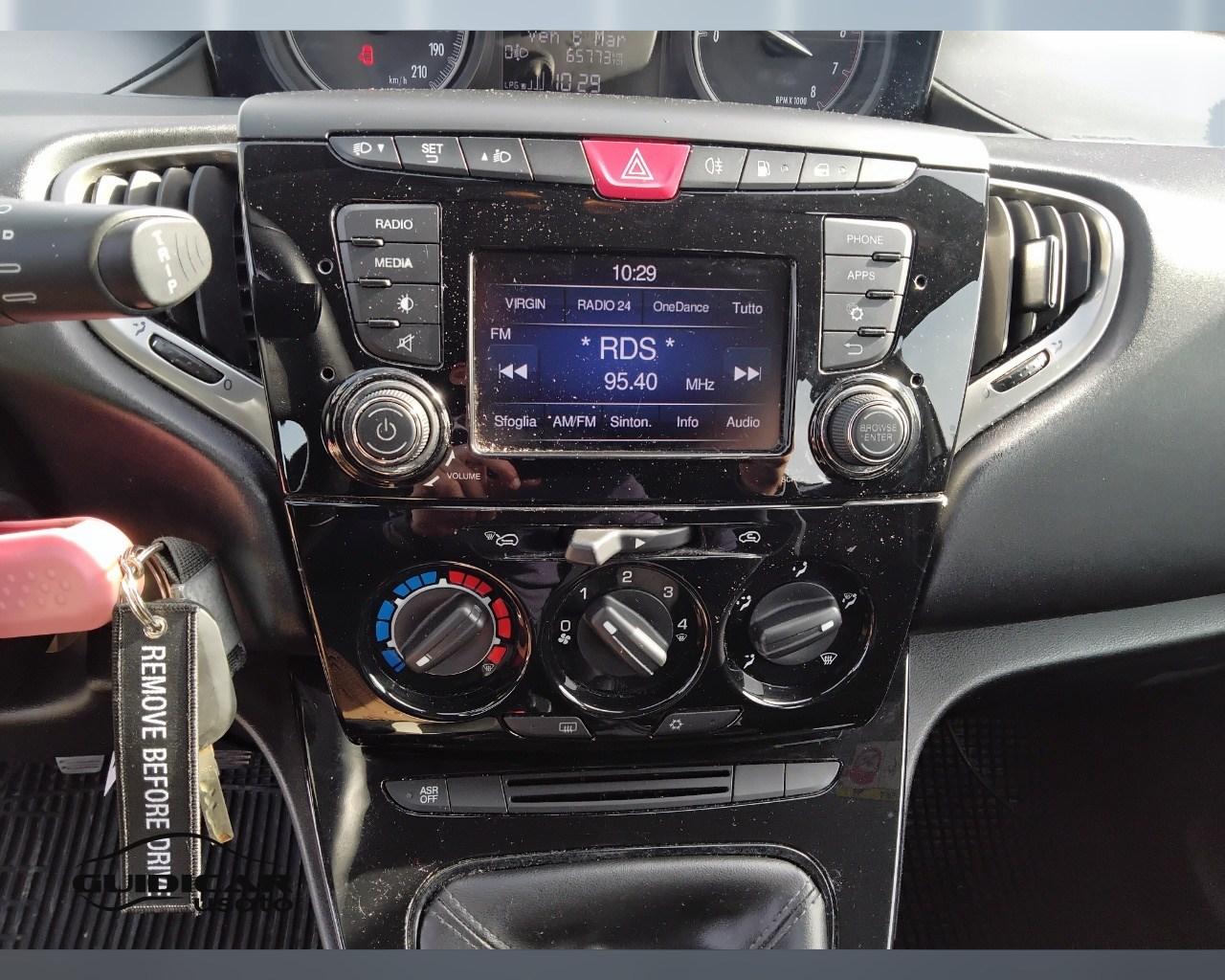 LANCIA Ypsilon III 2015 - Ypsilon 1.2 Gold ecochic Gpl 69cv my16