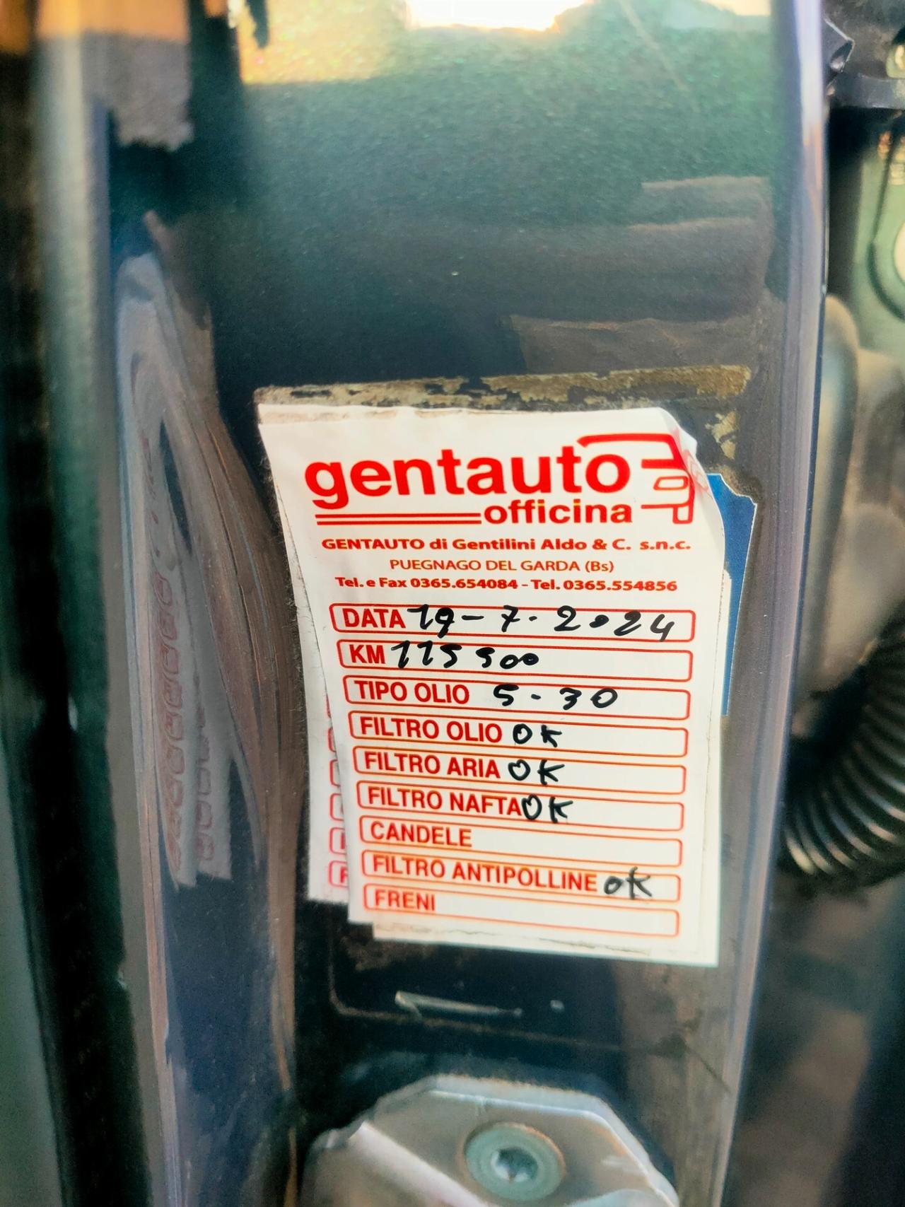 Ford Fiesta 1.5 TDCi 75CV 5 porte Business NEOPATENTATI