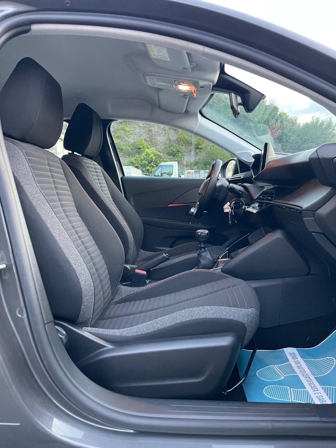 Peugeot 208 BlueHDi 100CV - NEOPATENTATI