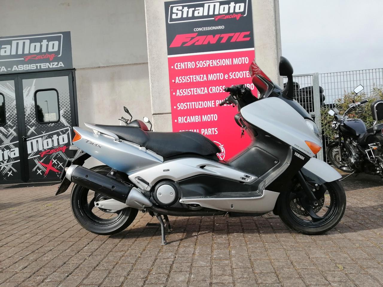 Yamaha T Max 500