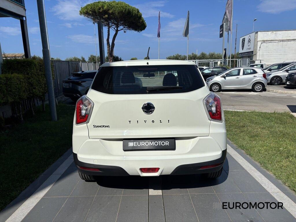 Ssangyong Tivoli 1.6 Easy 2WD