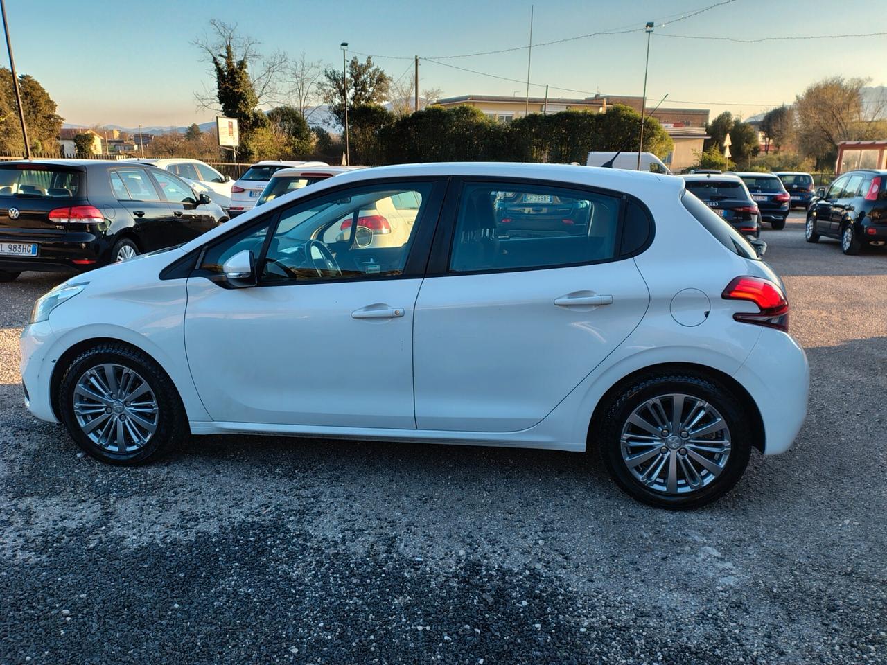 Peugeot 208 BlueHDi 75 5 porte Allure