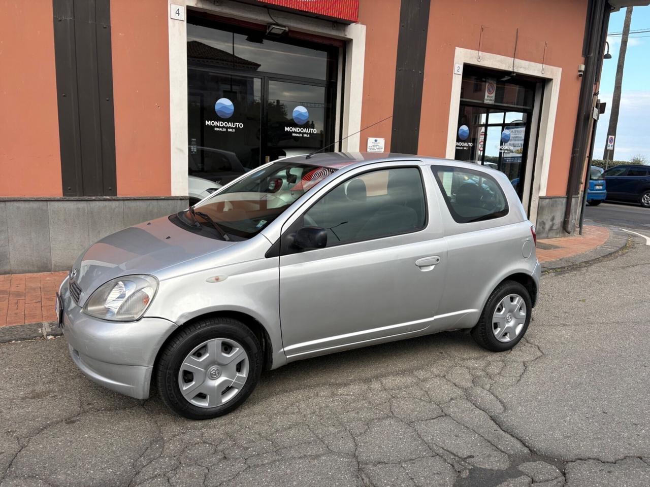 Toyota Yaris 1.0i 16V cat 3 porte