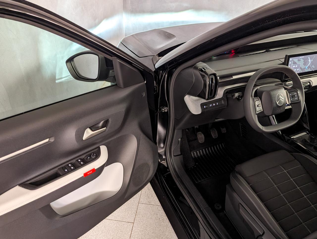 Citroen c3 iv 1.2 puretech Turbo 100cv Max