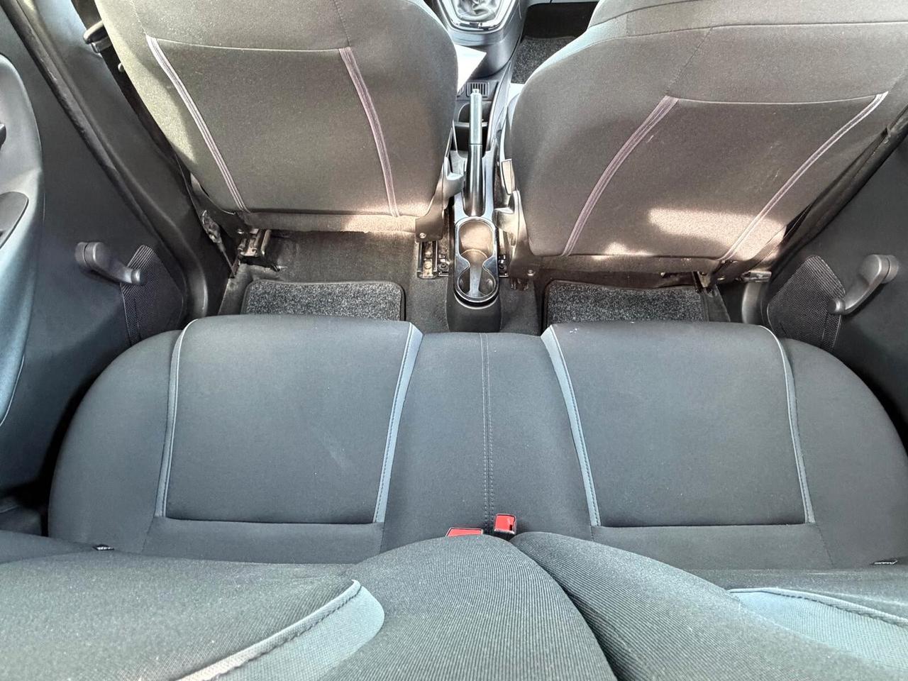 Lancia Ypsilon 1.2 69 CV 5 porte Silver