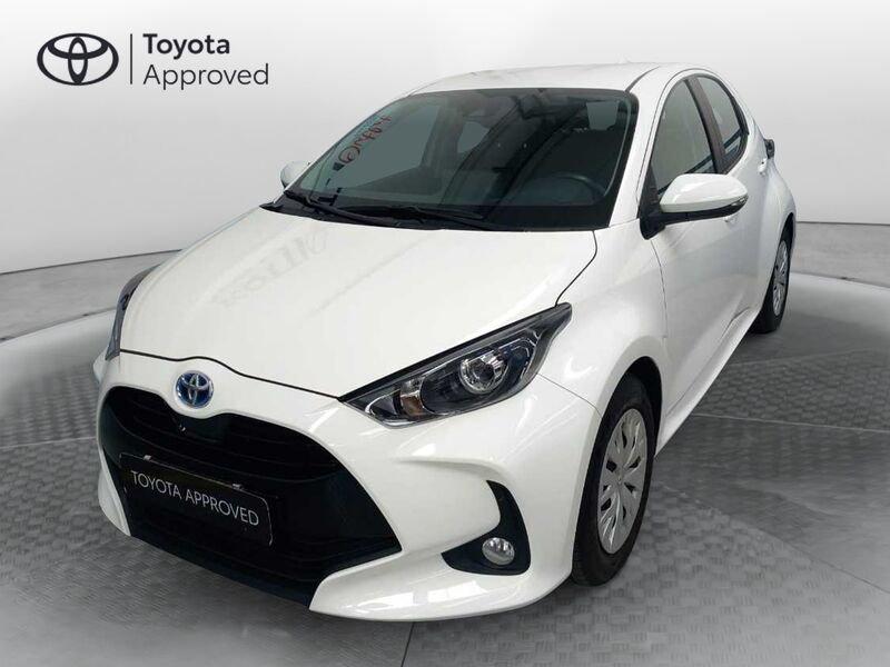 Toyota Yaris 4ª serie 1.5 Hybrid 5 porte Active