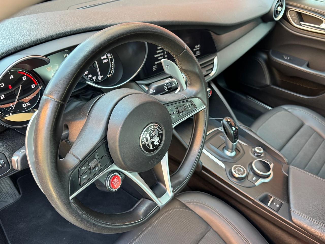 Alfa Romeo Giulia 2.2 Q4 180 CV AT8 Super PADDLE