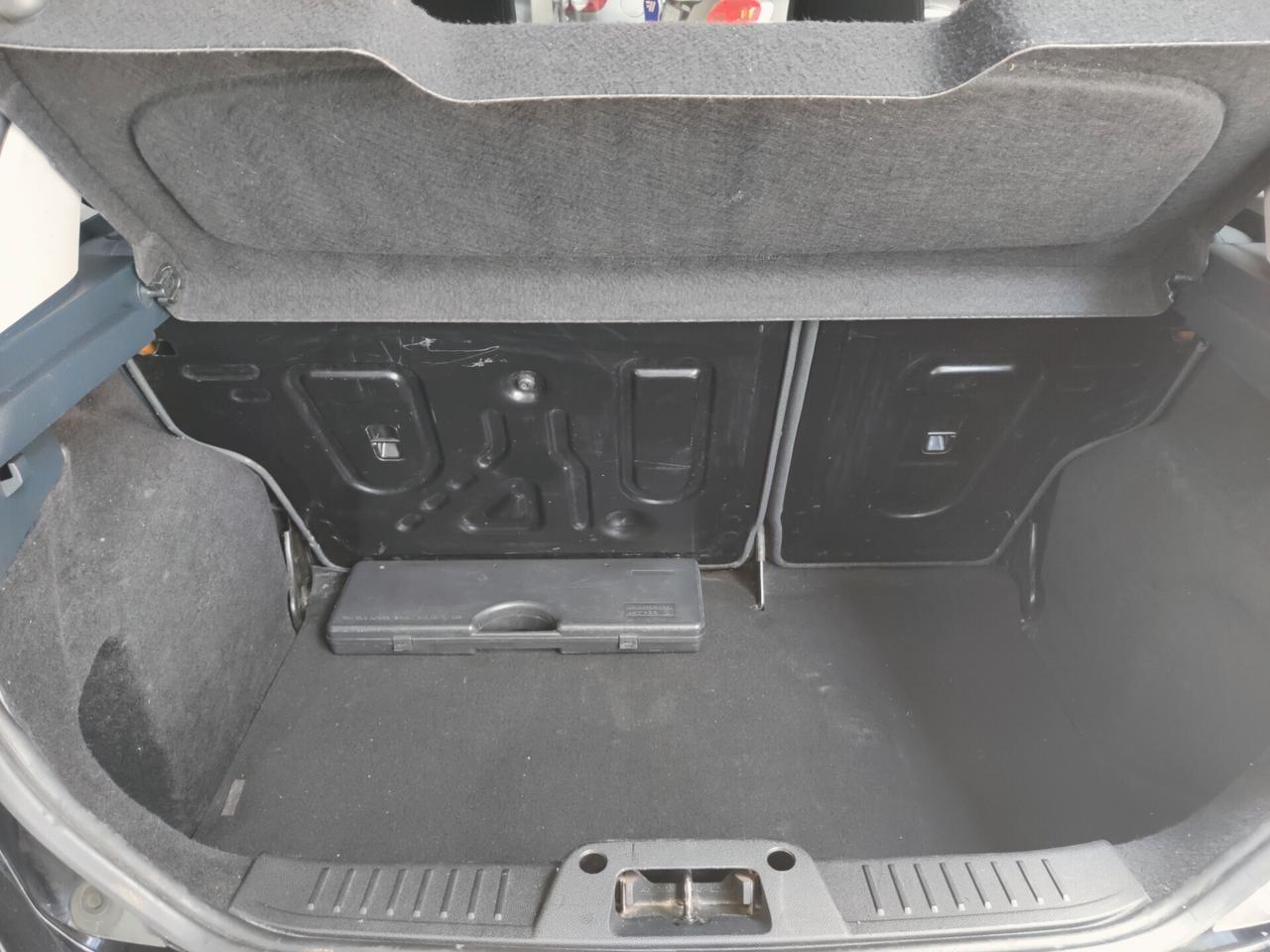 Ford Fiesta 1.4 TDCi 5p. Titanium