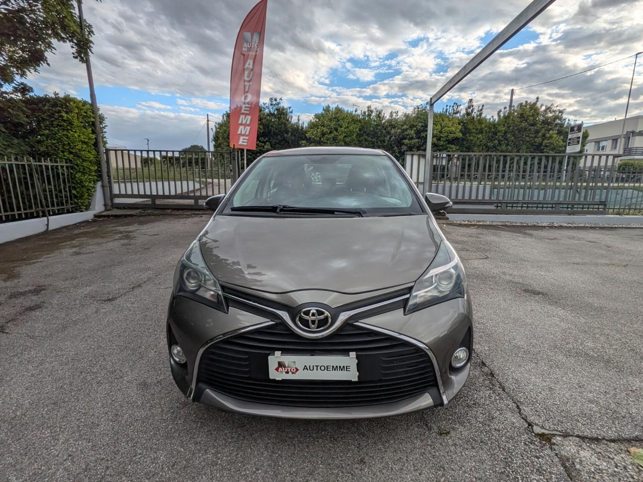 Toyota Yaris 1.0 5 porte Active