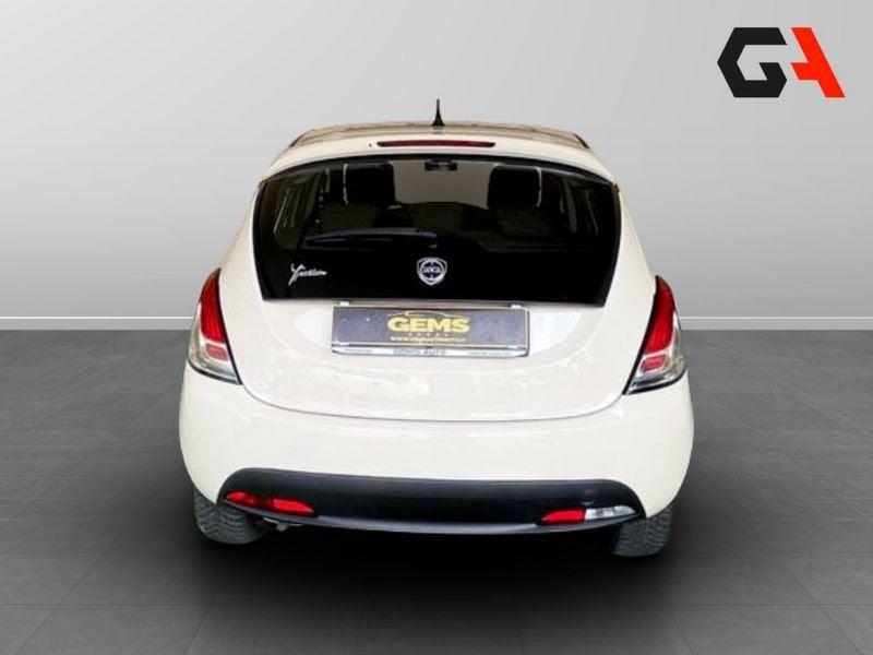 Lancia Ypsilon 1.2 69 CV 5 porte Elefantino Blu