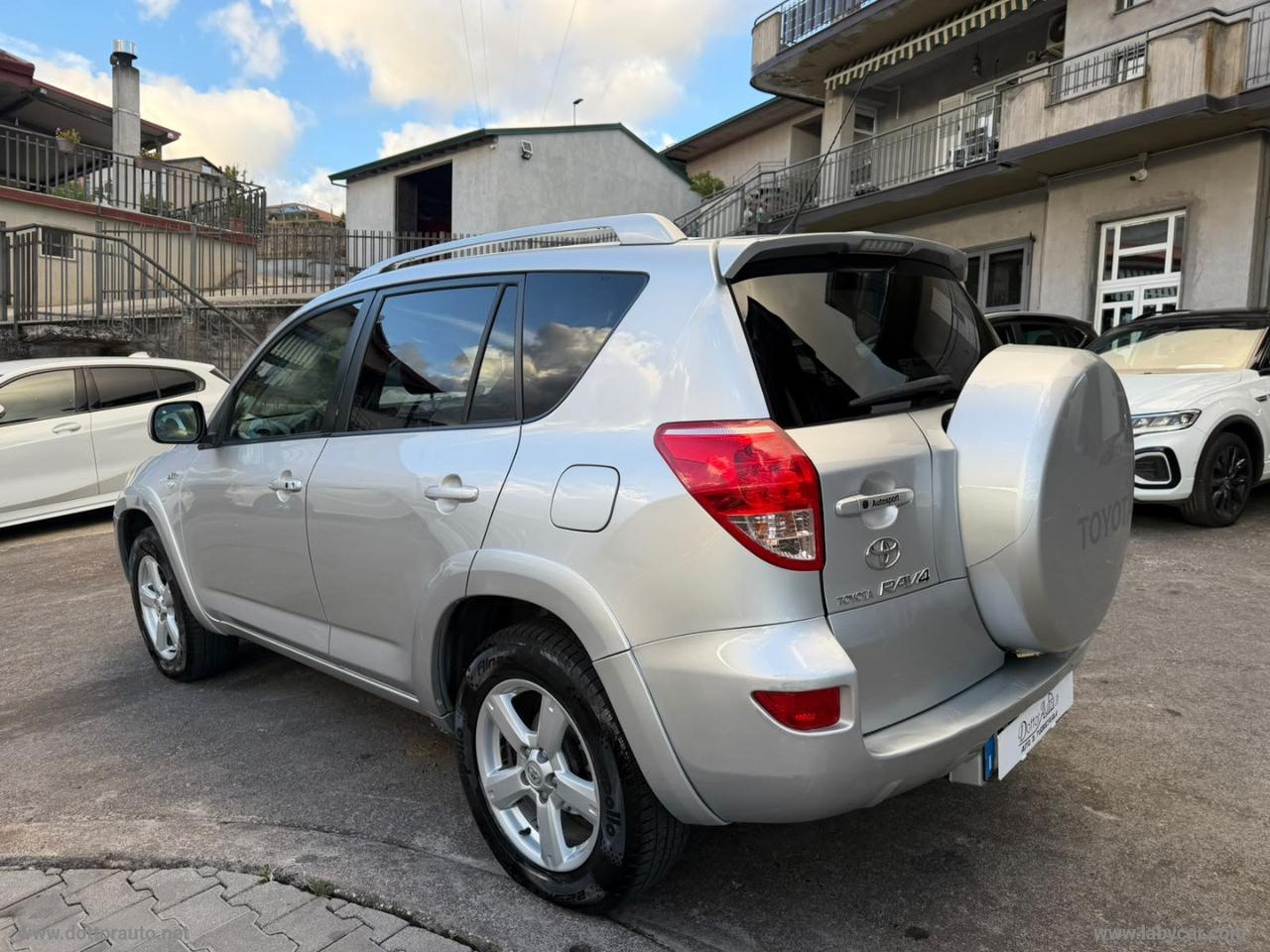 TOYOTA RAV4 2.2 D-4D 177 CV Sol Plus