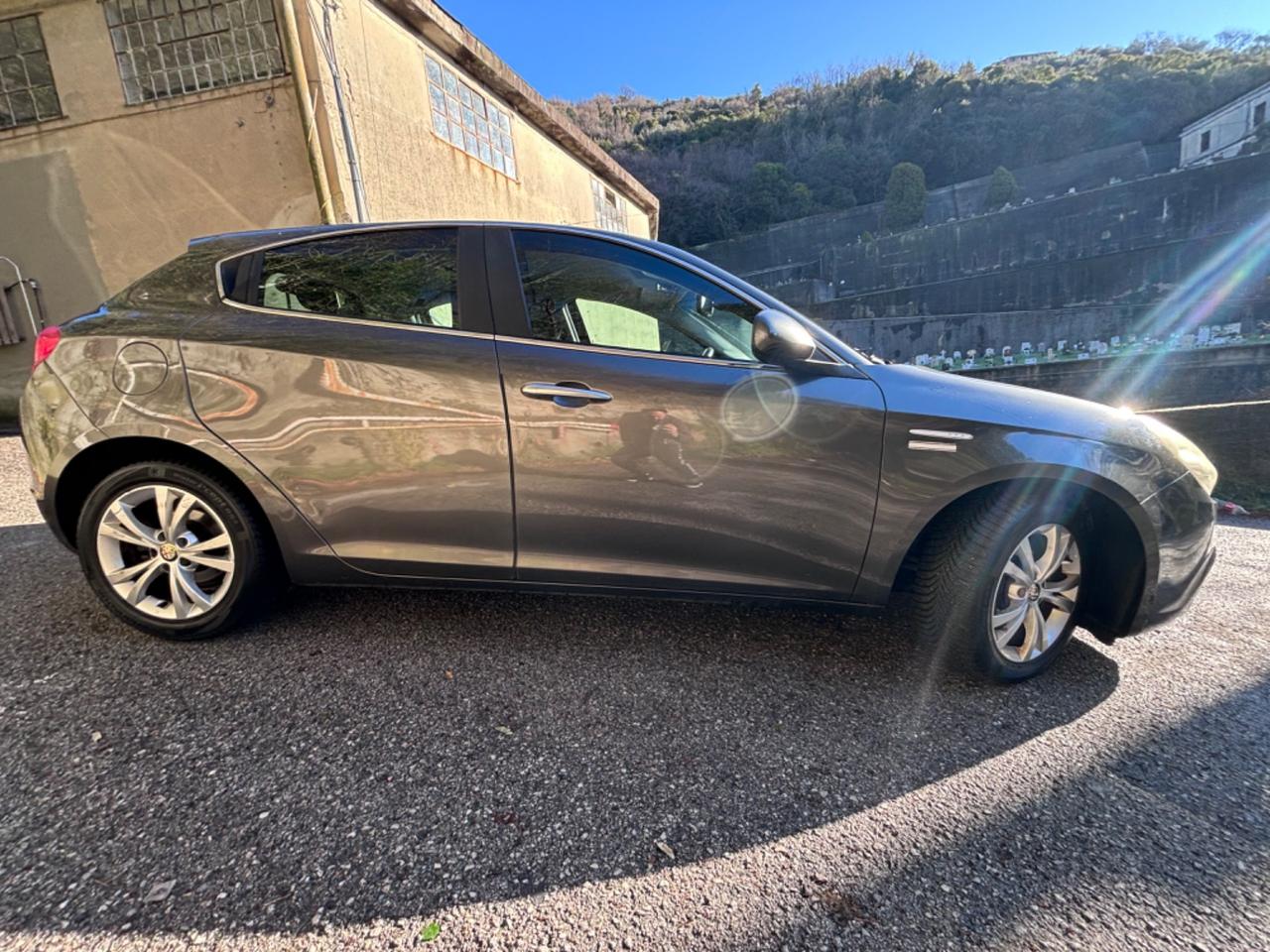 Alfa Romeo Giulietta 1.6 JTDm-2 105 CV Distinctive