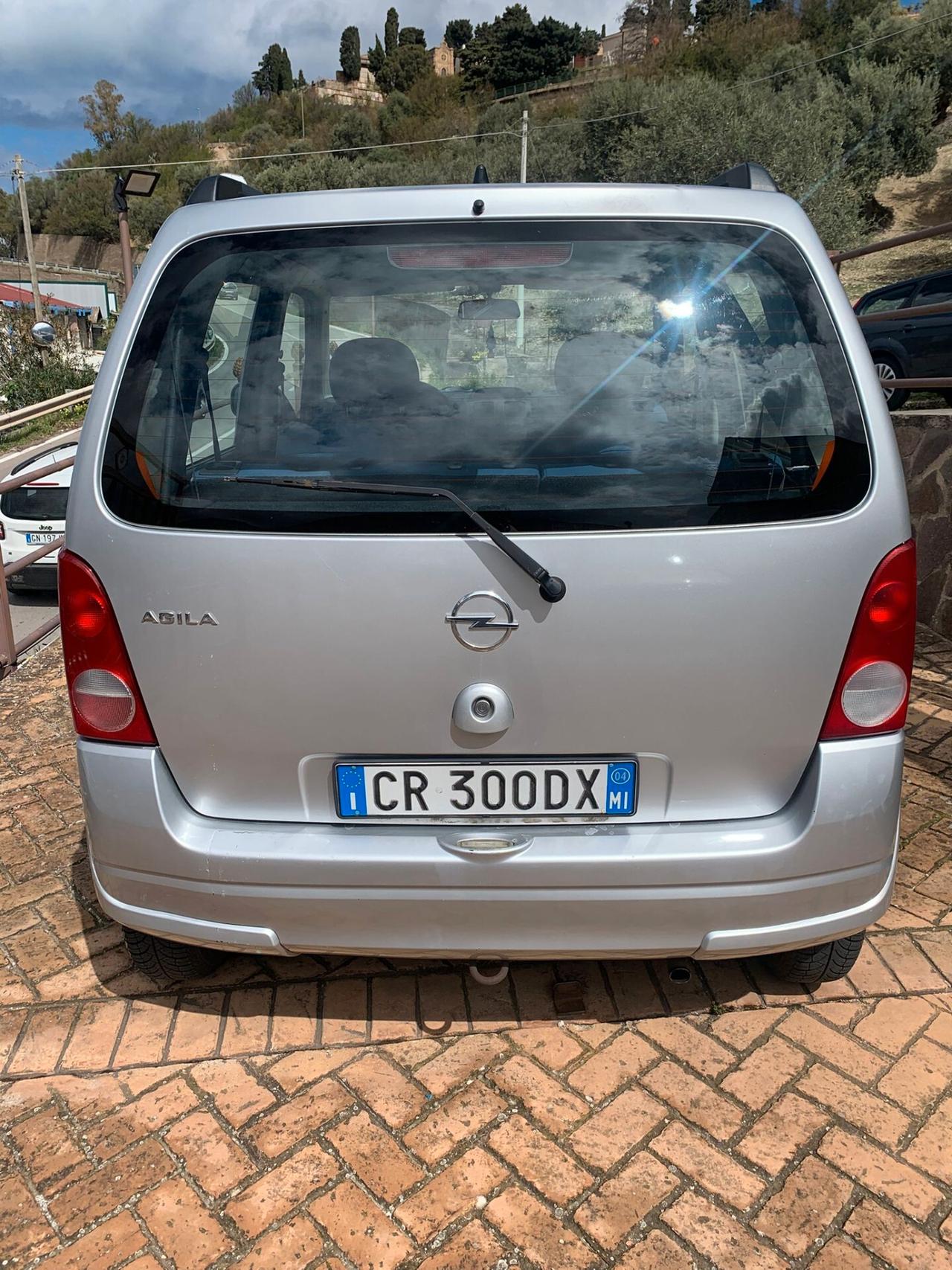 Opel Agila 1.0 12V Edition