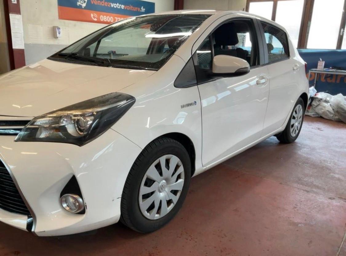 Toyota Yaris 1.5 Hybrid 5 porte Lounge