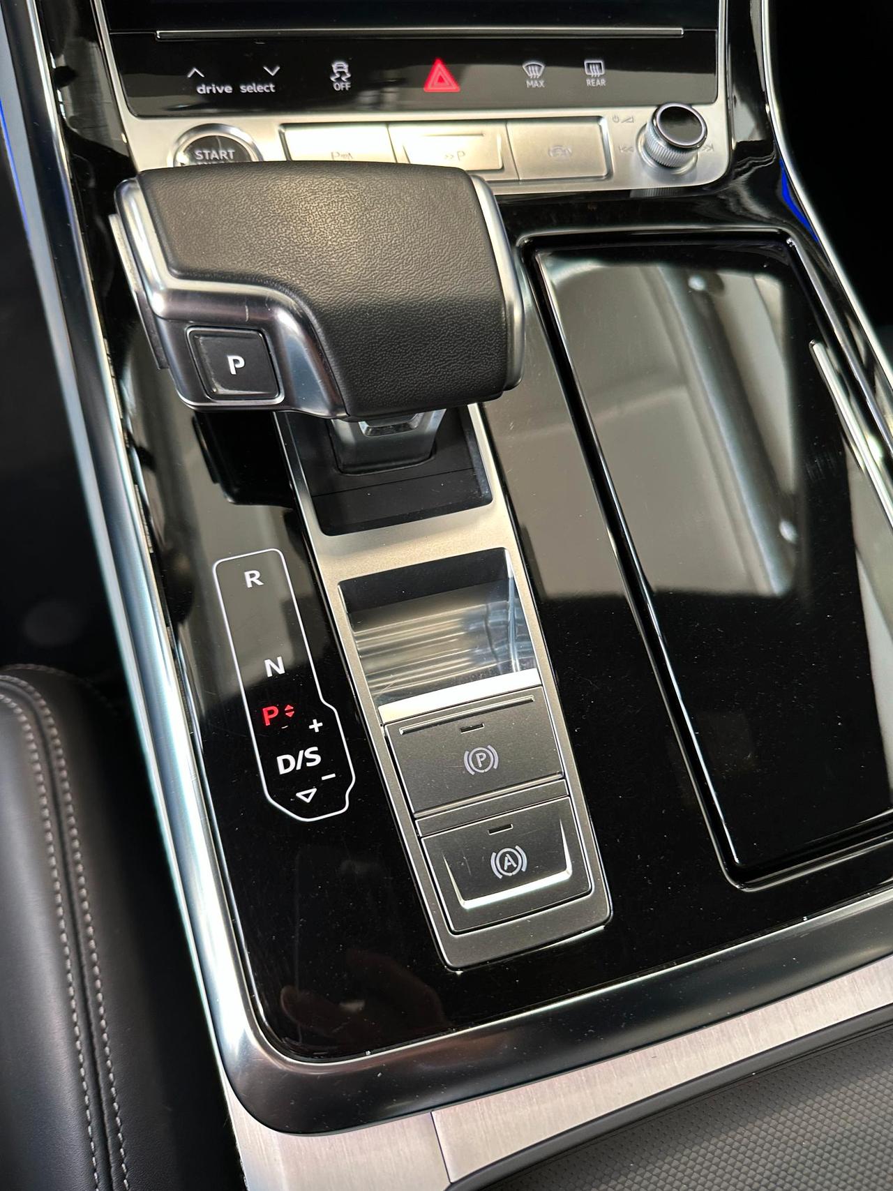 Audi Q7 55 3.0 tfsi mhev Sport S line quattro 7p.ti - IVA