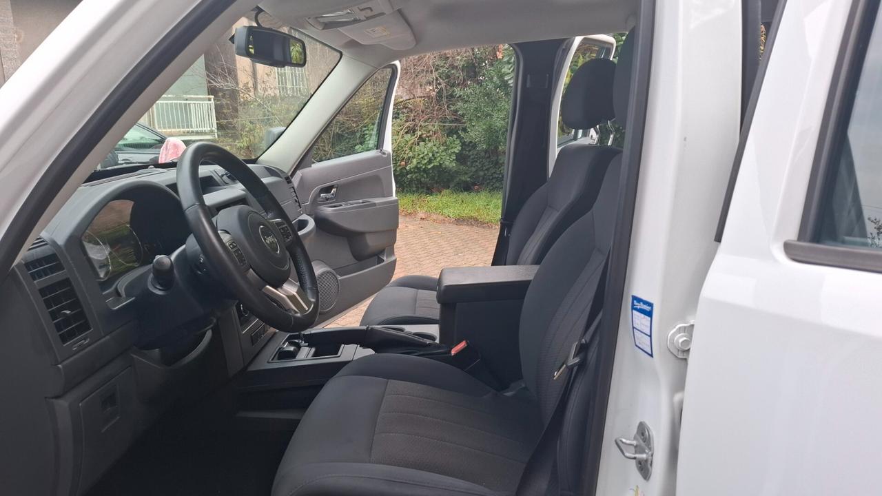 Jeep Cherokee 2.8 CRD DPF Overland Auto