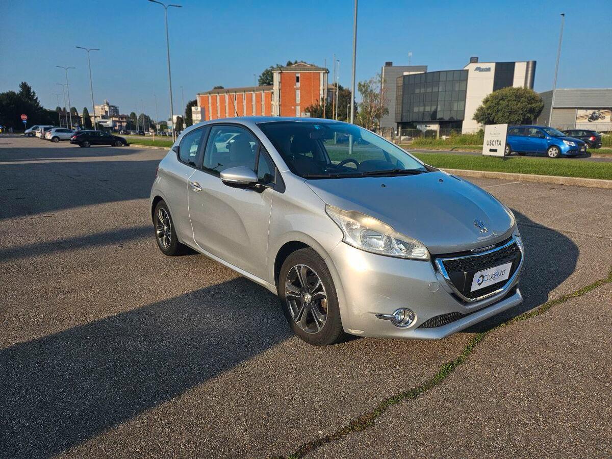 Peugeot 208 1.2 PT (vti) 12v Active 3p