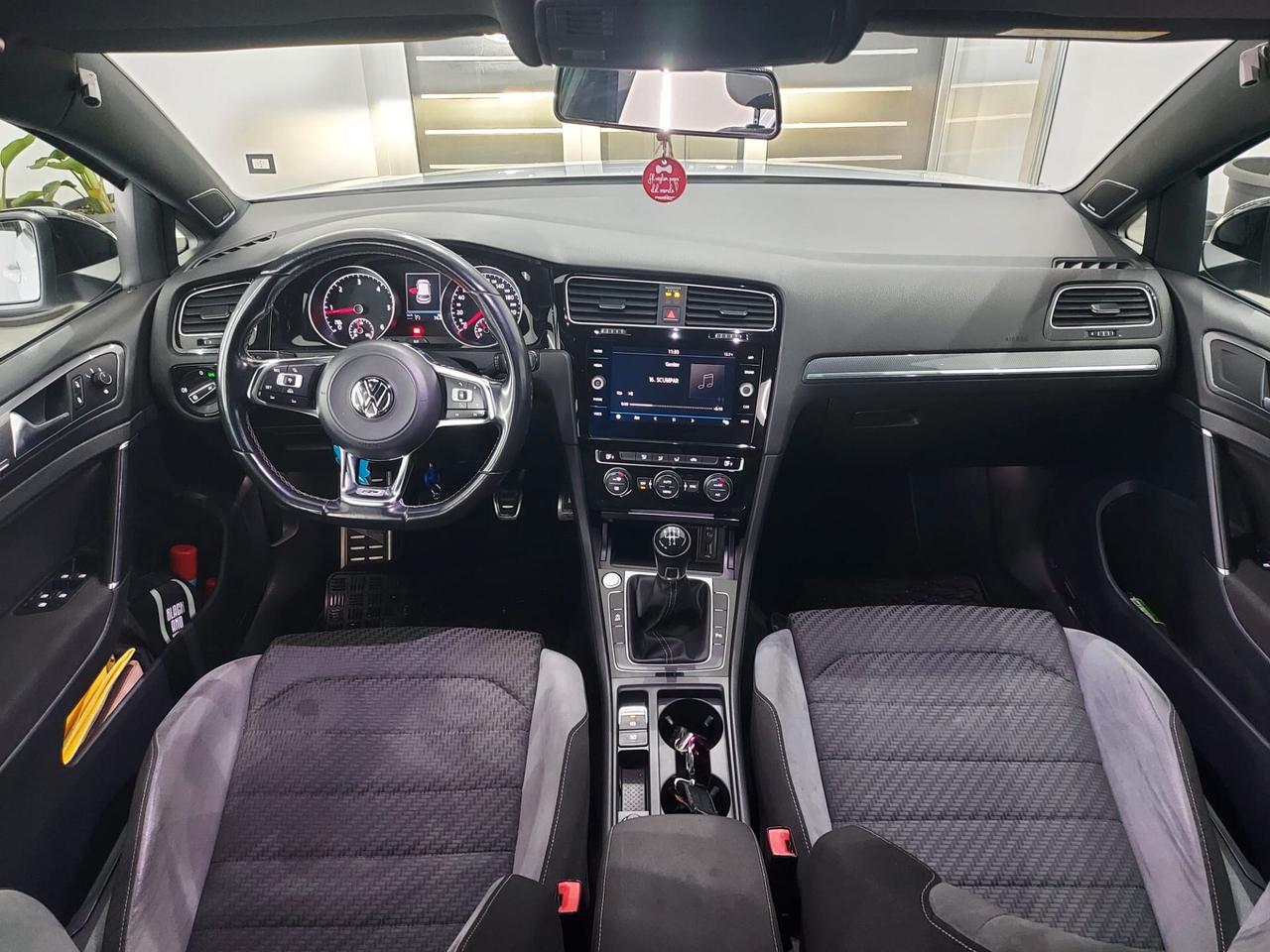 Volkswagen Golf 1.6 TDI 115 CV 5p. R-LINE 2018