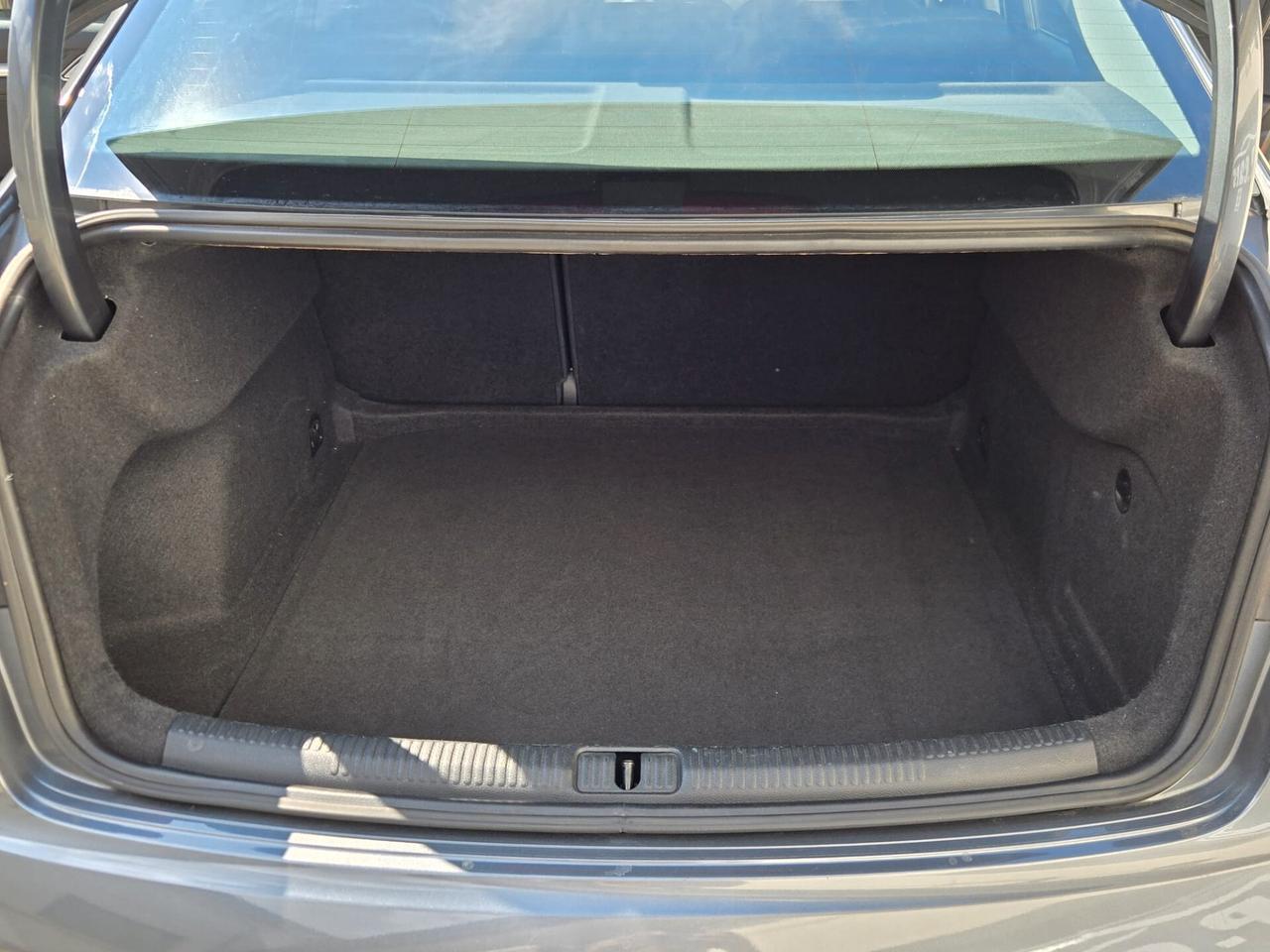 Audi A3 Sedan 1.6 TDI 116 CV Sport