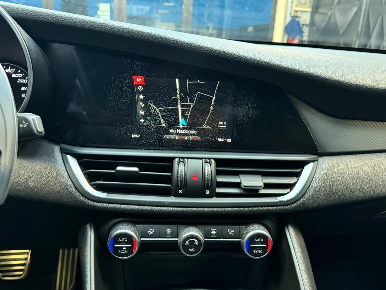 Alfa Romeo Giulia 2.2 Turbodiesel 180 CV AT8 Sport Edition