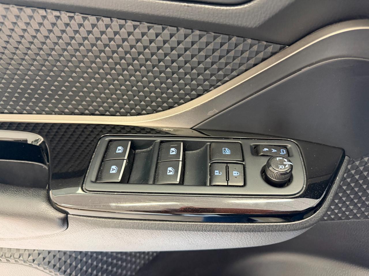 Toyota C-HR 2019 1.8 Hybrid E-CVT Lounge