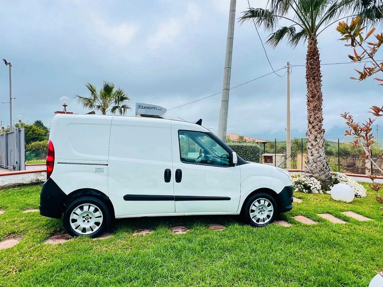 FIAT DOBLO' REFRIGERATO CON COIBENTAZIONE ISOTERMICA