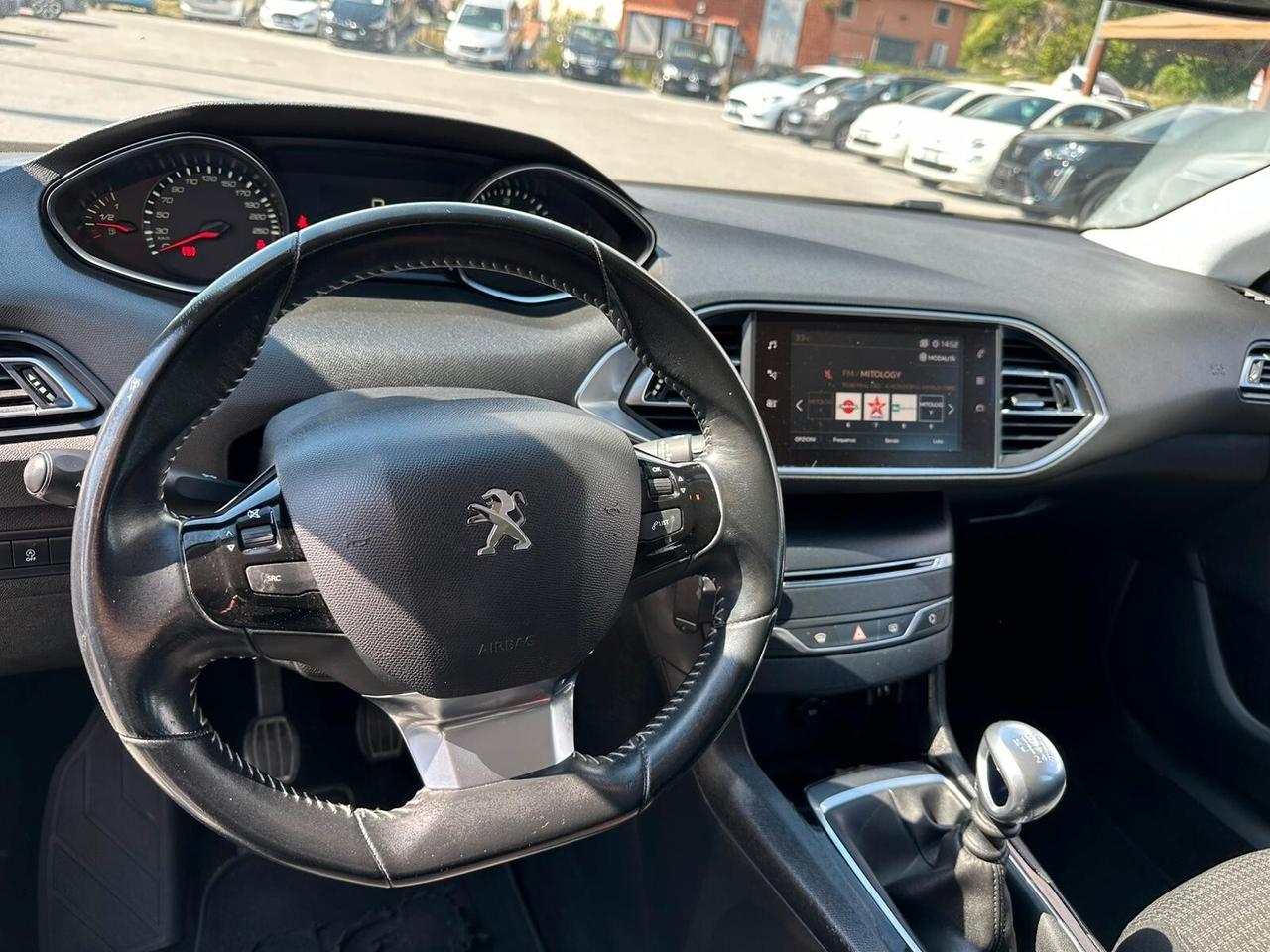 Peugeot 308 BlueHDi 120 S&S Business