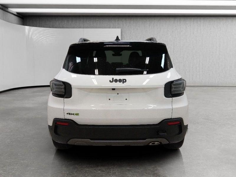 Jeep Avenger 1.2 turbo e-hybrid mhev The North Face 4xe 145cv edct6