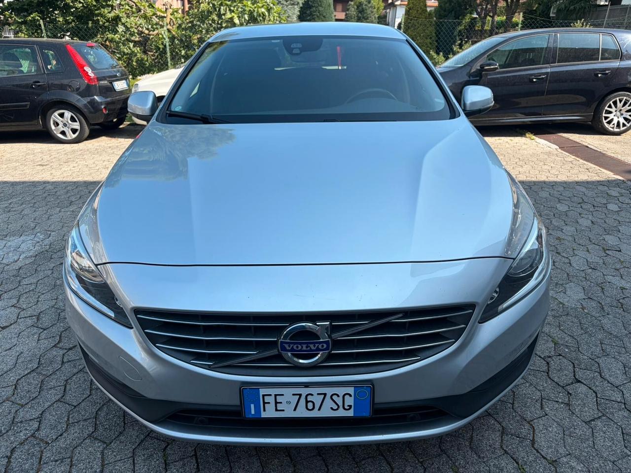 Volvo V60 D3 Momentum*EURO6*CERCHI
