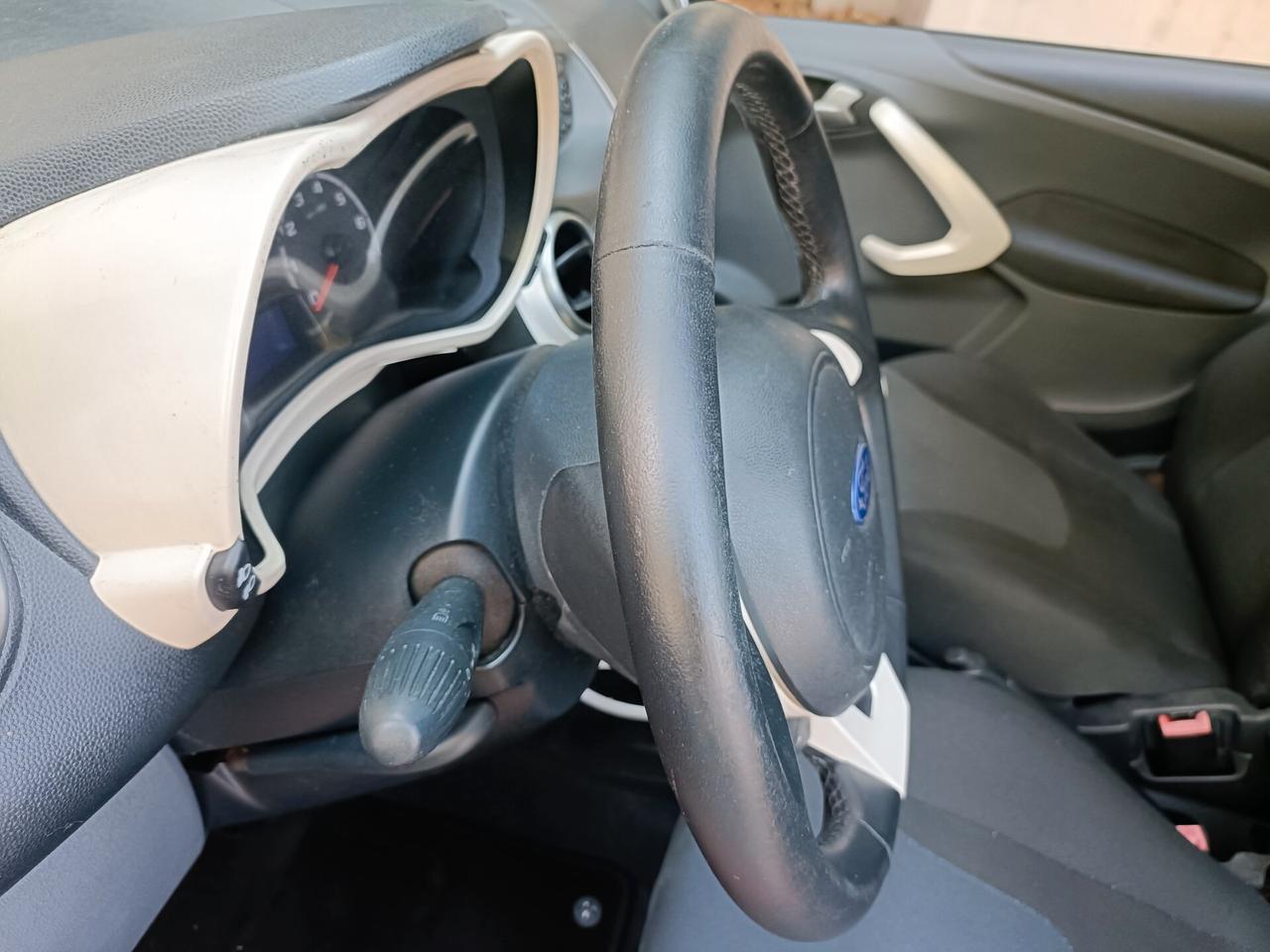 Ford Ka Ka+ 1.2 8V 69CV Titanium