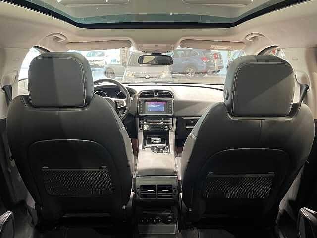 Jaguar F-PACE 2.0 D 180 CV AWD aut. R-Sport