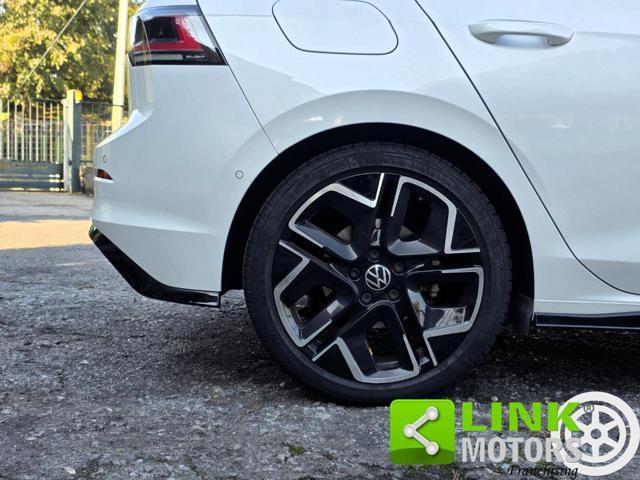 VOLKSWAGEN Golf 1.5 eTSI 150 CV ACT DSG R-Line Plus