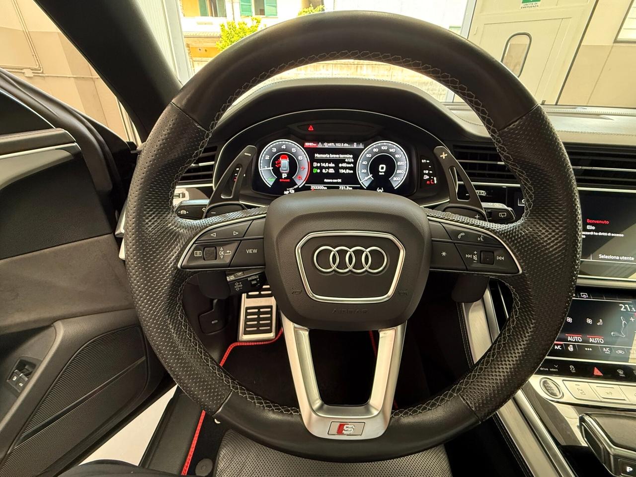 Audi Q8 60 TFSI e quattro tiptronic S line plus