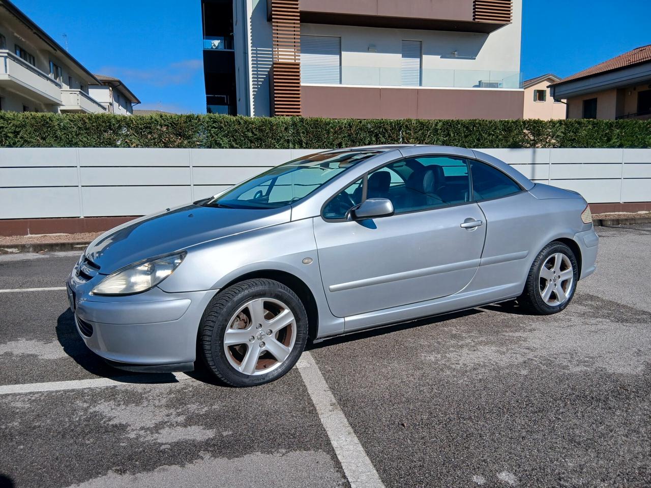 Peugeot 307 1.6 16V CC full optional + GPL valido sino al 2029