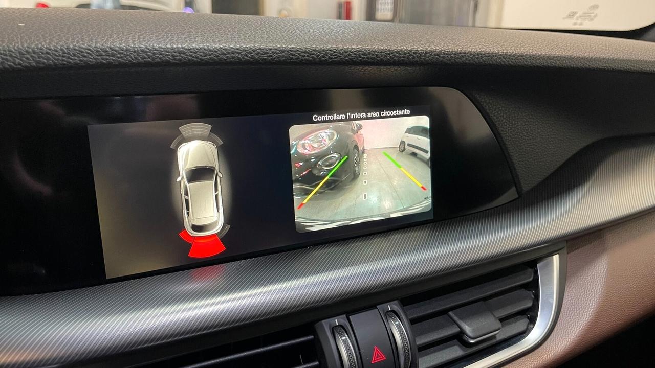 Alfa Romeo Stelvio 2.2 Turbodiesel 210 CV AT8 Q4 Executive