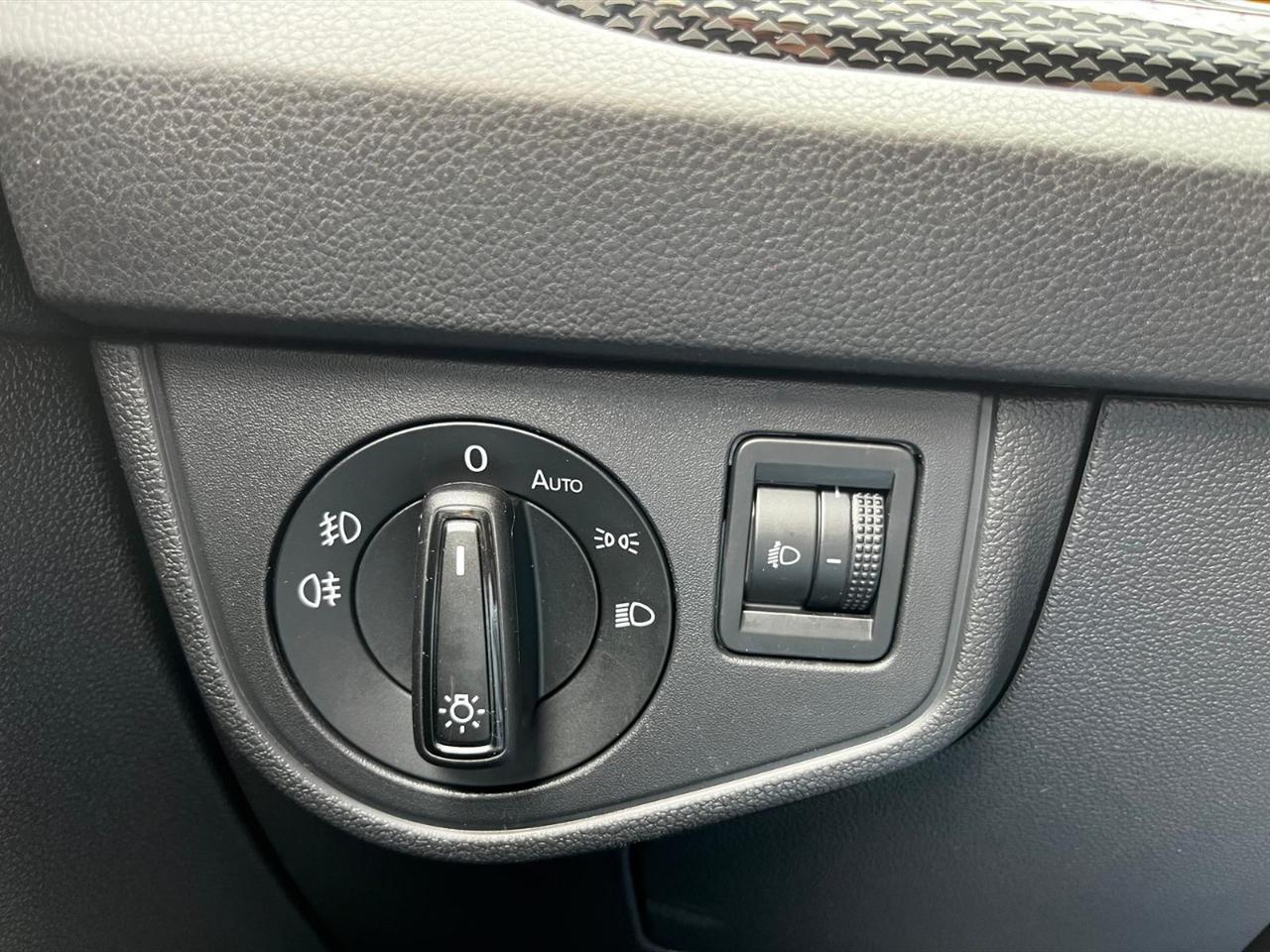 Volkswagen Polo 1.0 tsi life 95cv dsg