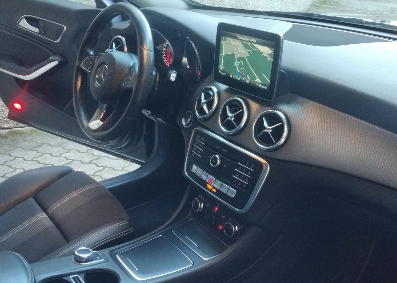 Mercedes-benz CLA 200 d S.W. 4Matic Automatic Sport