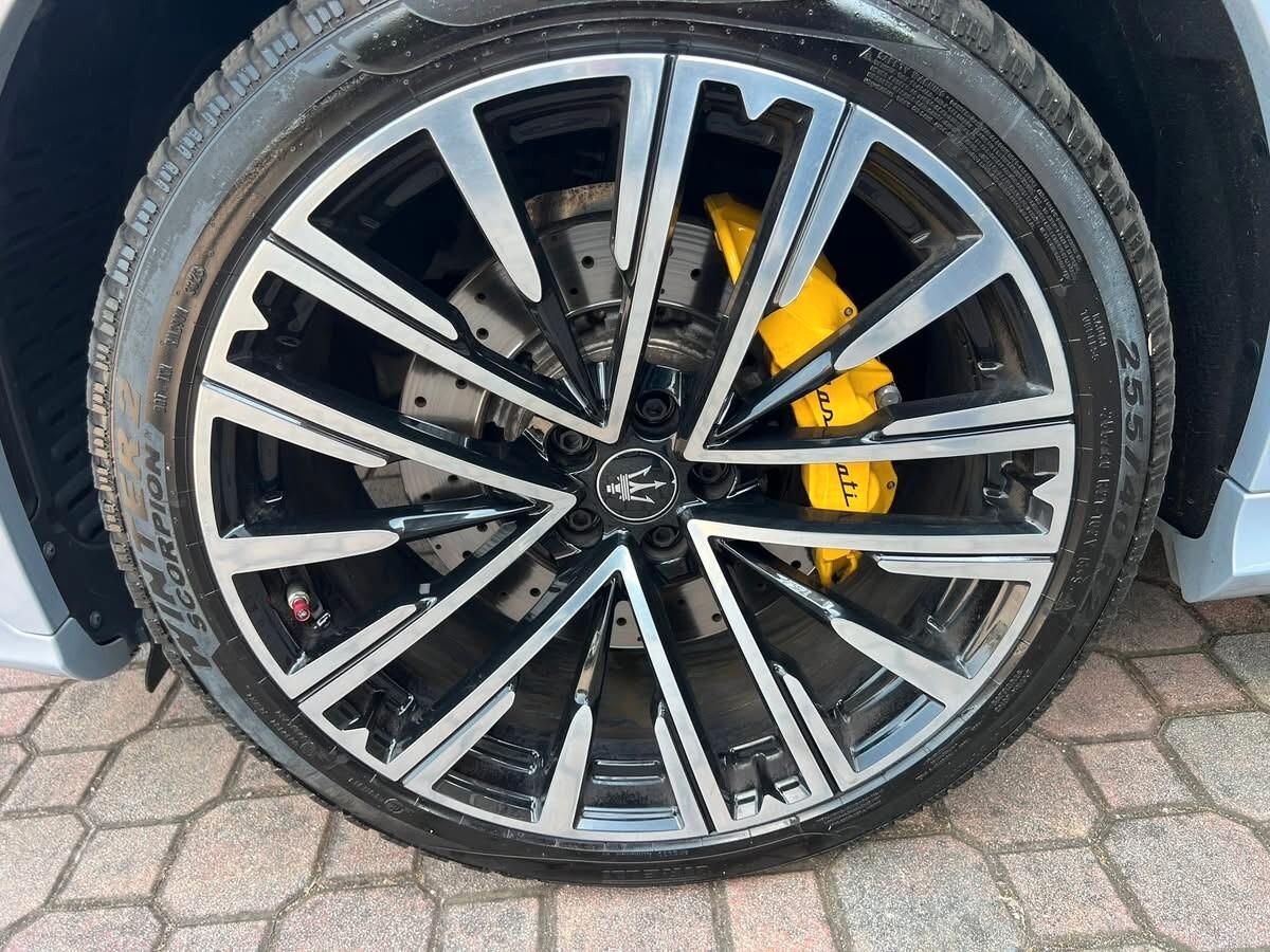 Maserati Grecale V6 530 CV AWD Trofeo