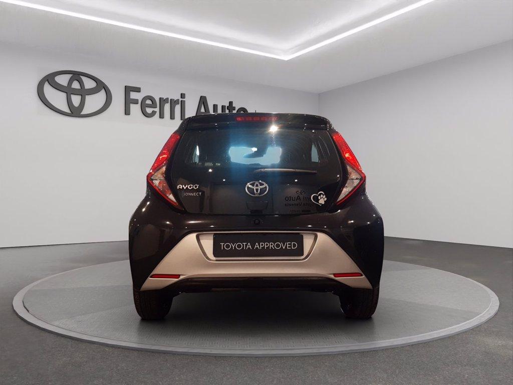 TOYOTA Aygo 5p 1.0 x-play m-mt 72cv del 2021
