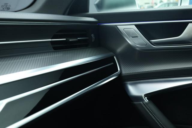 AUDI RS6 Avant 4.0 TFSI V8 quattro tiptronic