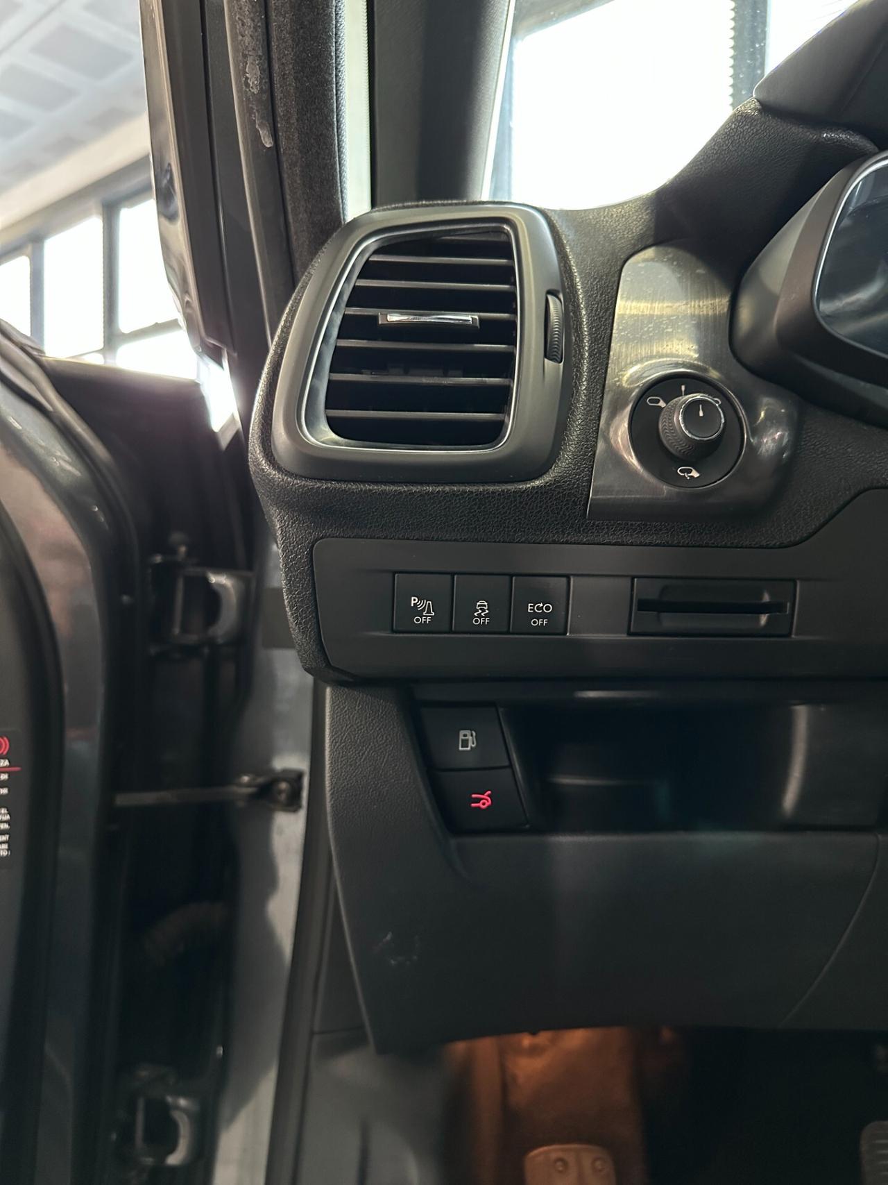 DS5 2.0 180cv EURO 6 Automatica FullOptional Tagliandata Finanziabile Garanzia